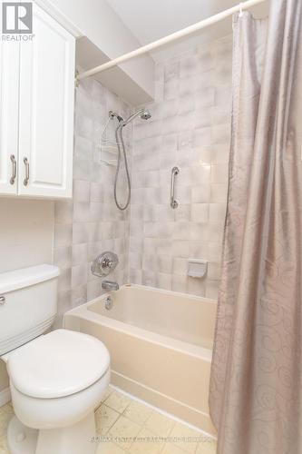 212 - 440 Wellington Street, St. Thomas, ON - Indoor Photo Showing Bathroom