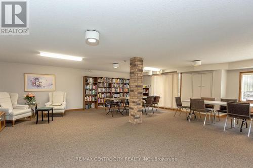 212 - 440 Wellington Street, St. Thomas, ON - Indoor