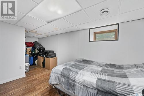 1002 Iroquois Street W, Moose Jaw, SK - Indoor Photo Showing Bedroom