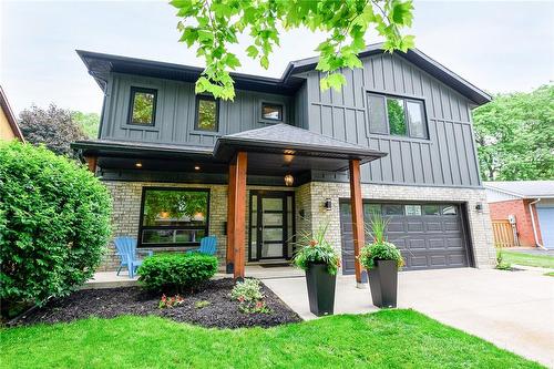 40 Driftwood Court, Grimsby, ON - Outdoor With Balcony With Facade