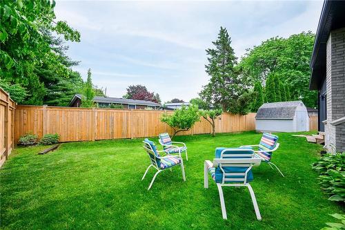 40 Driftwood Court, Grimsby, ON - Outdoor With Backyard