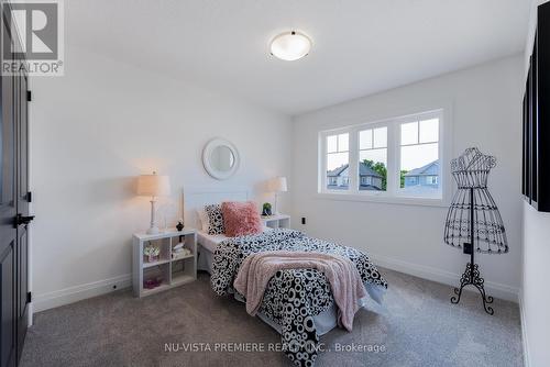 28 Basil Crescent, Middlesex Centre (Ilderton), ON - Indoor Photo Showing Bedroom