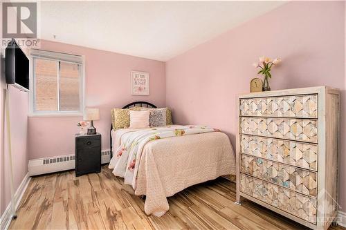 1505 Baseline Road Unit#315, Ottawa, ON - Indoor Photo Showing Bedroom