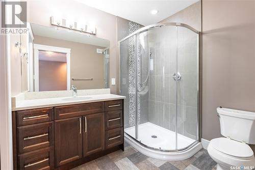 111A 108Th Street W, Saskatoon, SK - Indoor Photo Showing Bathroom
