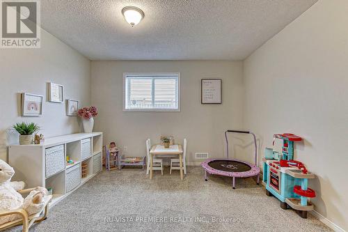 24 - 335 Lighthouse Road, London, ON - Indoor