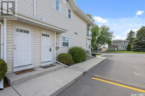 204D 141 105Th Street W, Saskatoon, SK - Outdoor