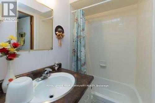 27 Valia Road, Toronto, ON - Indoor Photo Showing Bathroom