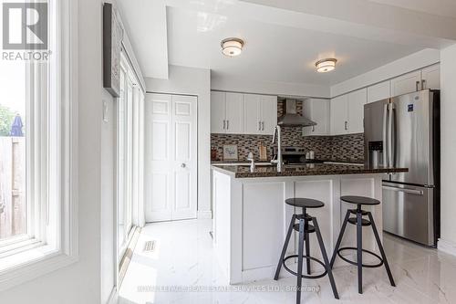 78 - 1240 Westview Terrace, Oakville, ON - Indoor Photo Showing Kitchen