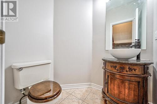 1094 Agram Drive, Oakville, ON - Indoor Photo Showing Bathroom