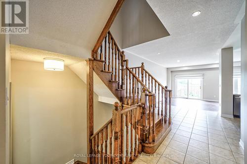 1094 Agram Drive, Oakville, ON - Indoor Photo Showing Other Room