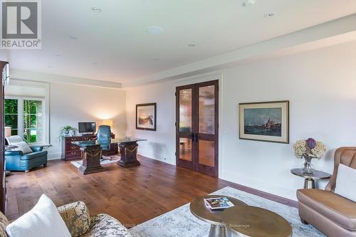 2050 Dickson Road, Mississauga, ON - Indoor Photo Showing Living Room