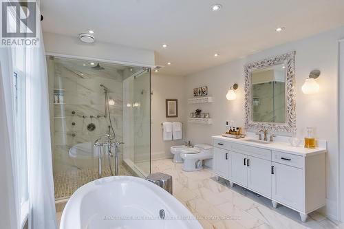 2050 Dickson Road, Mississauga, ON - Indoor Photo Showing Bathroom