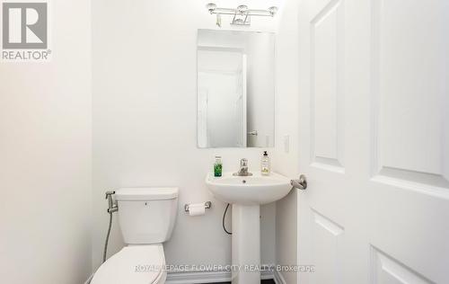 521 - 200 Lagerfeld Drive, Brampton, ON - Indoor Photo Showing Bathroom