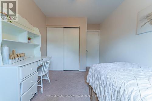 437 Ontario Street N, Milton, ON - Indoor Photo Showing Bedroom