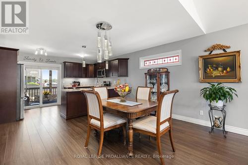 79 Deacon Place, Belleville, ON - Indoor Photo Showing Dining Room