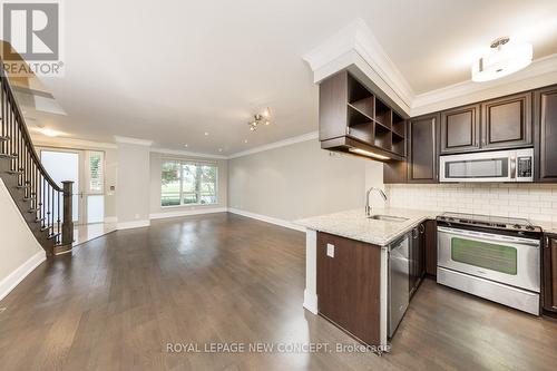 Th4 - 15 Viking Lane, Toronto, ON - Indoor Photo Showing Kitchen