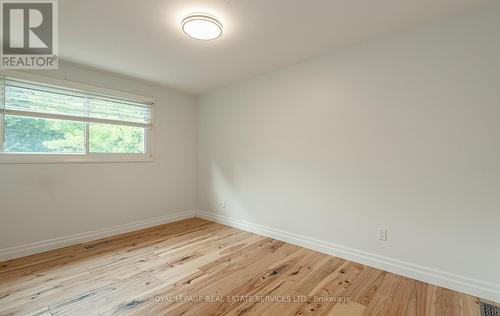 1084 Fairbanks Place, Oakville, ON - Indoor Photo Showing Other Room