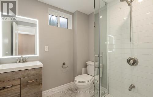 1084 Fairbanks Place, Oakville, ON - Indoor Photo Showing Bathroom