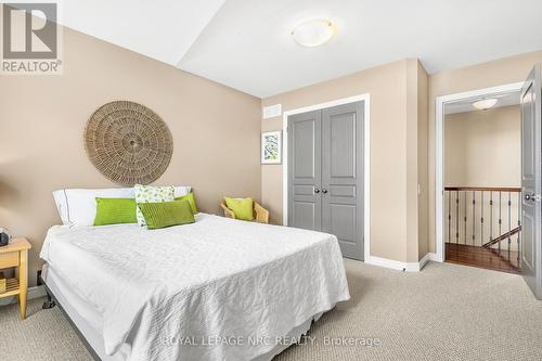 2 Briarwood Drive, St. Catharines, ON - Indoor Photo Showing Bedroom