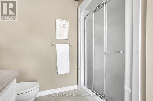 2 Briarwood Drive, St. Catharines, ON - Indoor Photo Showing Bathroom