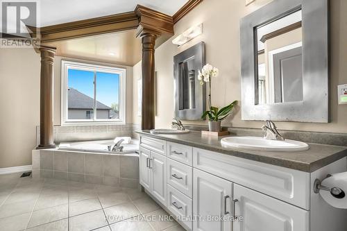 2 Briarwood Drive, St. Catharines, ON - Indoor Photo Showing Bathroom