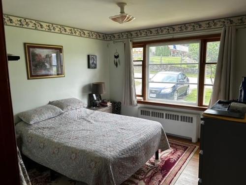 604 Ibbitson Street, Creston, BC - Indoor Photo Showing Bedroom