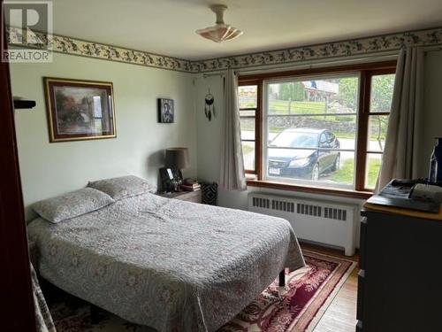 604 Ibbitson  Street, Creston, BC - Indoor Photo Showing Bedroom