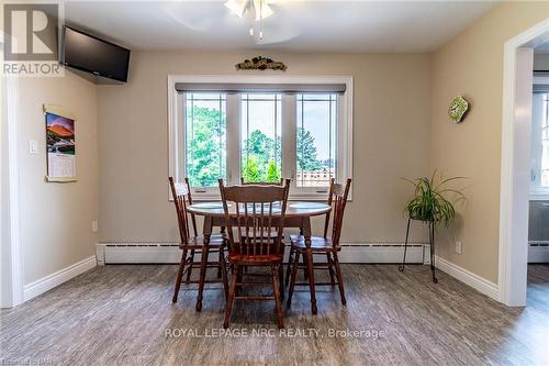 22 Ridgewood Avenue, Port Colborne, ON - Indoor Photo Showing Dining Room