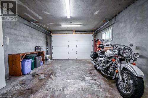 22 Ridgewood Avenue, Port Colborne, ON - Indoor Photo Showing Garage