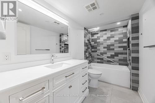 1403 - 900 Yonge Street, Toronto, ON - Indoor Photo Showing Bathroom