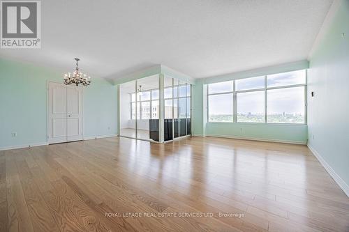 1403 - 900 Yonge Street, Toronto, ON - Indoor Photo Showing Other Room