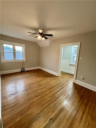 61 Randolph Street, Welland, ON - Indoor Photo Showing Other Room