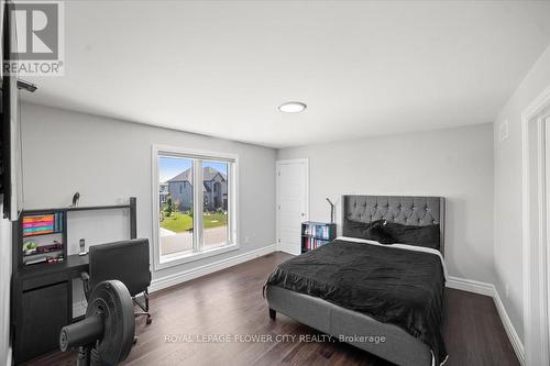 356 Benjamin Street, Lakeshore, ON - Indoor Photo Showing Bedroom