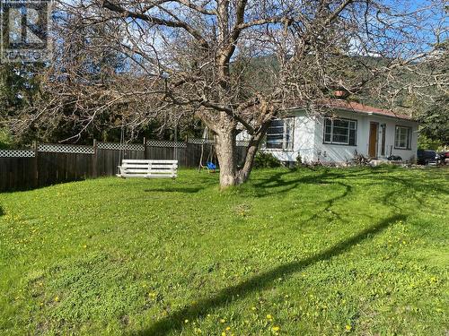 610 Ibbitson Street, Creston, BC - Outdoor