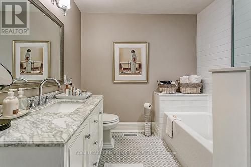 140 John Street, Oakville, ON - Indoor Photo Showing Bathroom