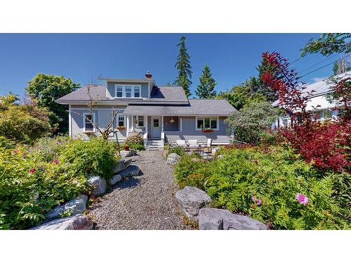 72 101St Avenue, Kimberley, BC - Outdoor With Deck Patio Veranda With Facade