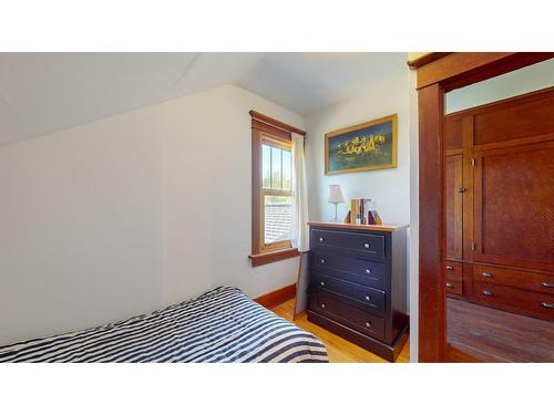 72 101St Avenue, Kimberley, BC - Indoor Photo Showing Bedroom