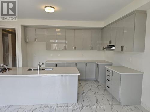 10 Hummingbird Grove, Adjala-Tosorontio (Colgan), ON - Indoor Photo Showing Kitchen With Double Sink