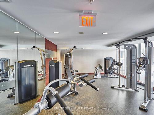 N324-120 Bayview Ave, Toronto, ON - Indoor Photo Showing Gym Room