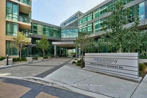 1101-215 Sherway Gardens Rd, Toronto, ON - Outdoor