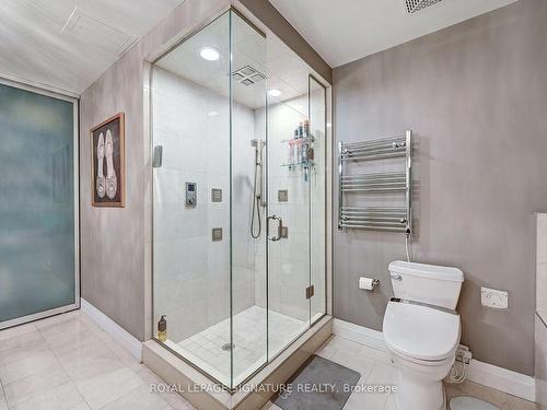 5501-60 Absolute Ave, Mississauga, ON - Indoor Photo Showing Bathroom