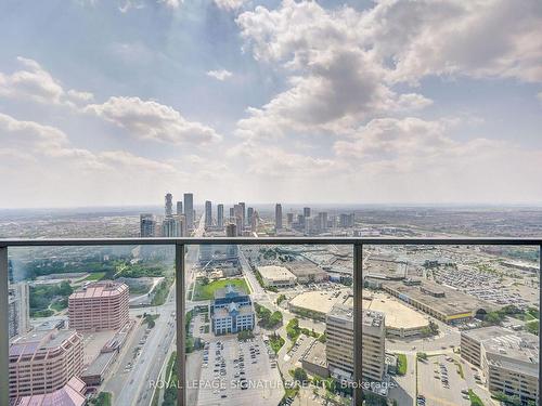 5501-60 Absolute Ave, Mississauga, ON - Outdoor With View
