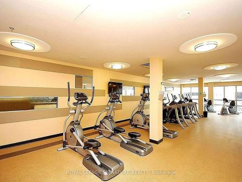 5501-60 Absolute Ave, Mississauga, ON - Indoor Photo Showing Gym Room