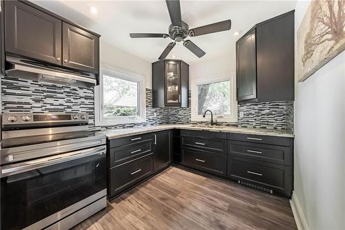 23 Baker Street, Hamilton, ON - Indoor Photo Showing Kitchen