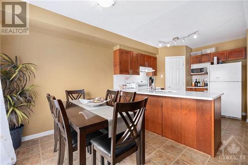 1544 Demeter Street, Ottawa, ON - Indoor Photo Showing Kitchen