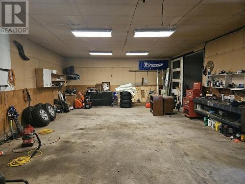 2207 Vernon Road, Quesnel, BC - Indoor Photo Showing Garage