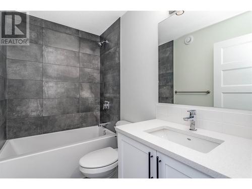 1473 Tower Ranch Drive, Kelowna, BC - Indoor Photo Showing Bathroom