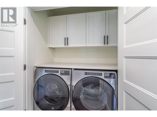 1473 Tower Ranch Drive, Kelowna, BC - Indoor Photo Showing Laundry Room