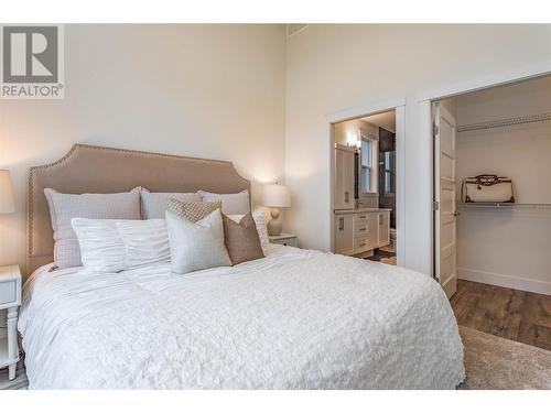 1432 Tower Ranch Drive, Kelowna, BC - Indoor Photo Showing Bedroom