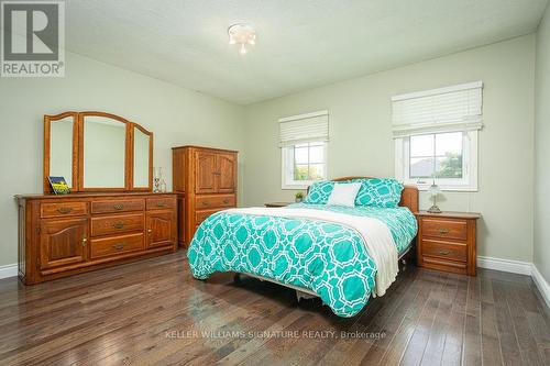 1531 Stancombe Crescent, Mississauga, ON - Indoor Photo Showing Bedroom